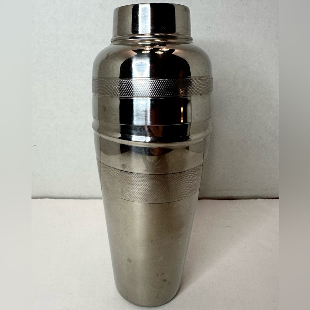 Grey Goose Stainless Steel Vodka Drink Cocktail Martini Shaker Mixer Missing Lid